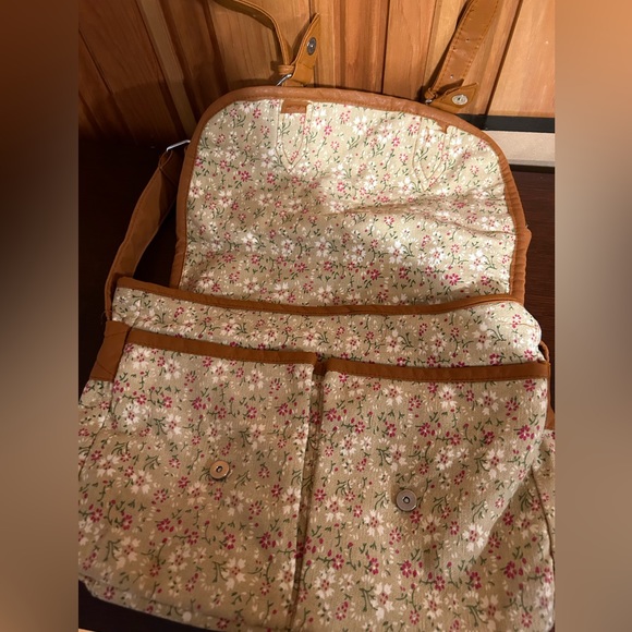 Flowery crossbody satchel messenger bag - Picture 4 of 5